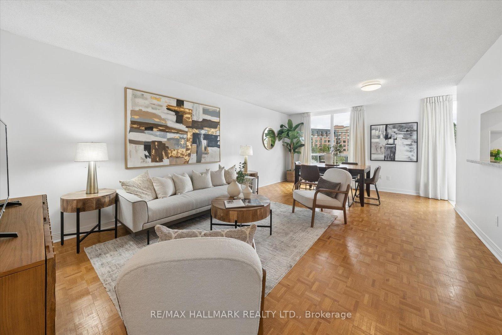 Photo 13 of Unit 302, 30 Wilson Street, Markham, Old Markham Village — HOMEH