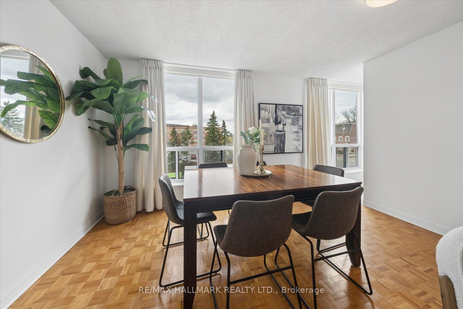 Photo 15 of Unit 302, 30 Wilson Street, Markham, Old Markham Village — HOMEH