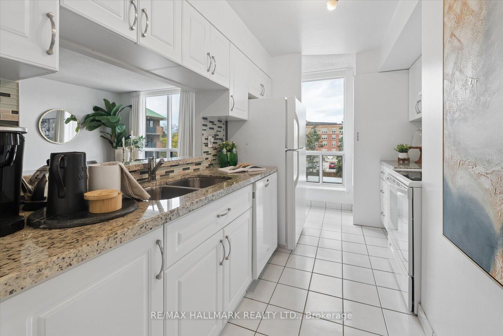 Photo 19 of Unit 302, 30 Wilson Street, Markham, Old Markham Village — HOMEH