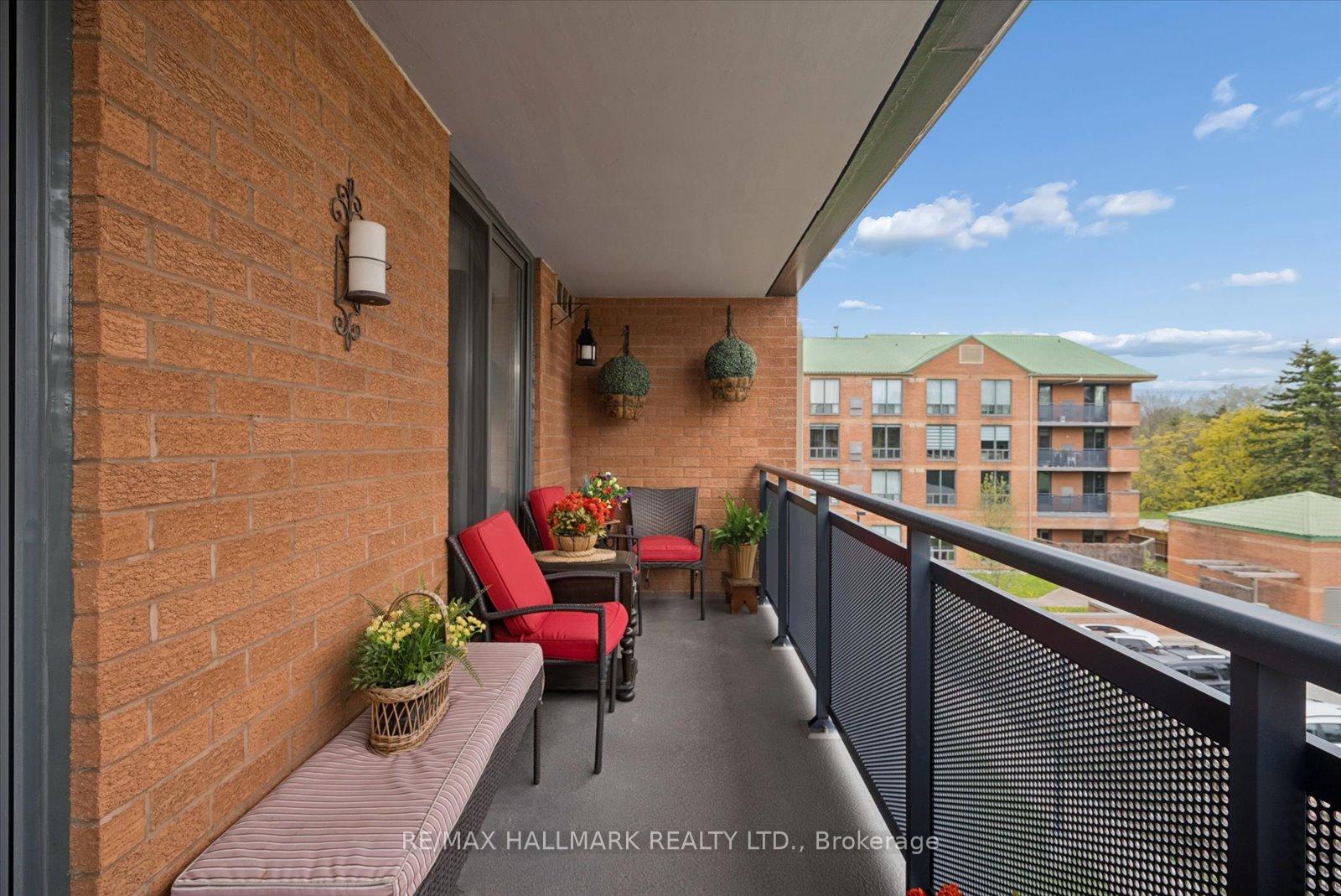 Photo 30 of Unit 302, 30 Wilson Street, Markham, Old Markham Village — HOMEH