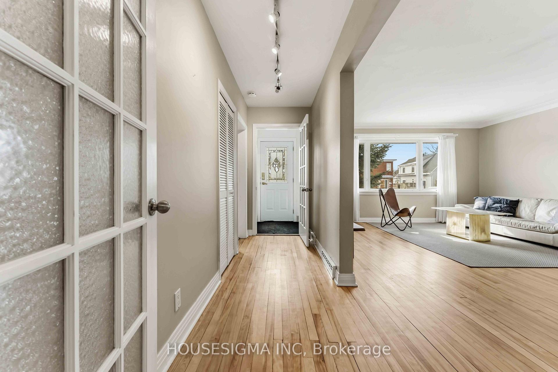 Photo 5 of 1047 Richard Avenue, Ottawa, Billings Bridge — HOMEH