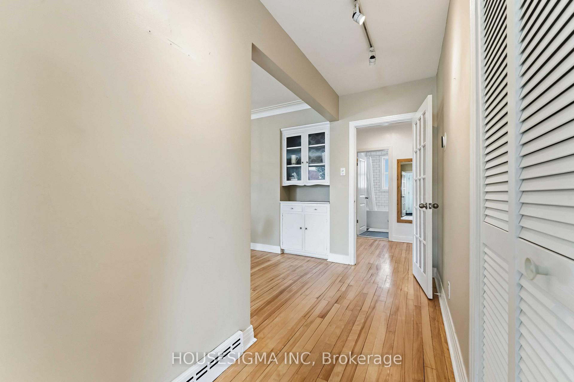 Photo 13 of 1047 Richard Avenue, Ottawa, Billings Bridge — HOMEH