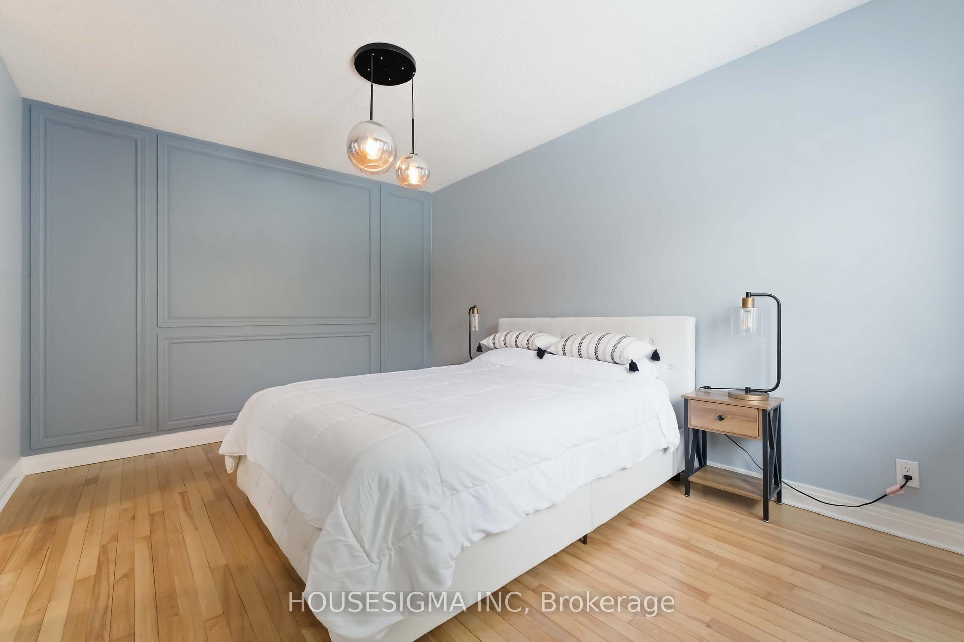 Photo 20 of 1047 Richard Avenue, Ottawa, Billings Bridge — HOMEH