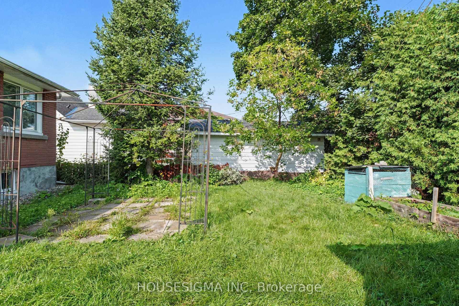 Photo 41 of 1047 Richard Avenue, Ottawa, Billings Bridge — HOMEH