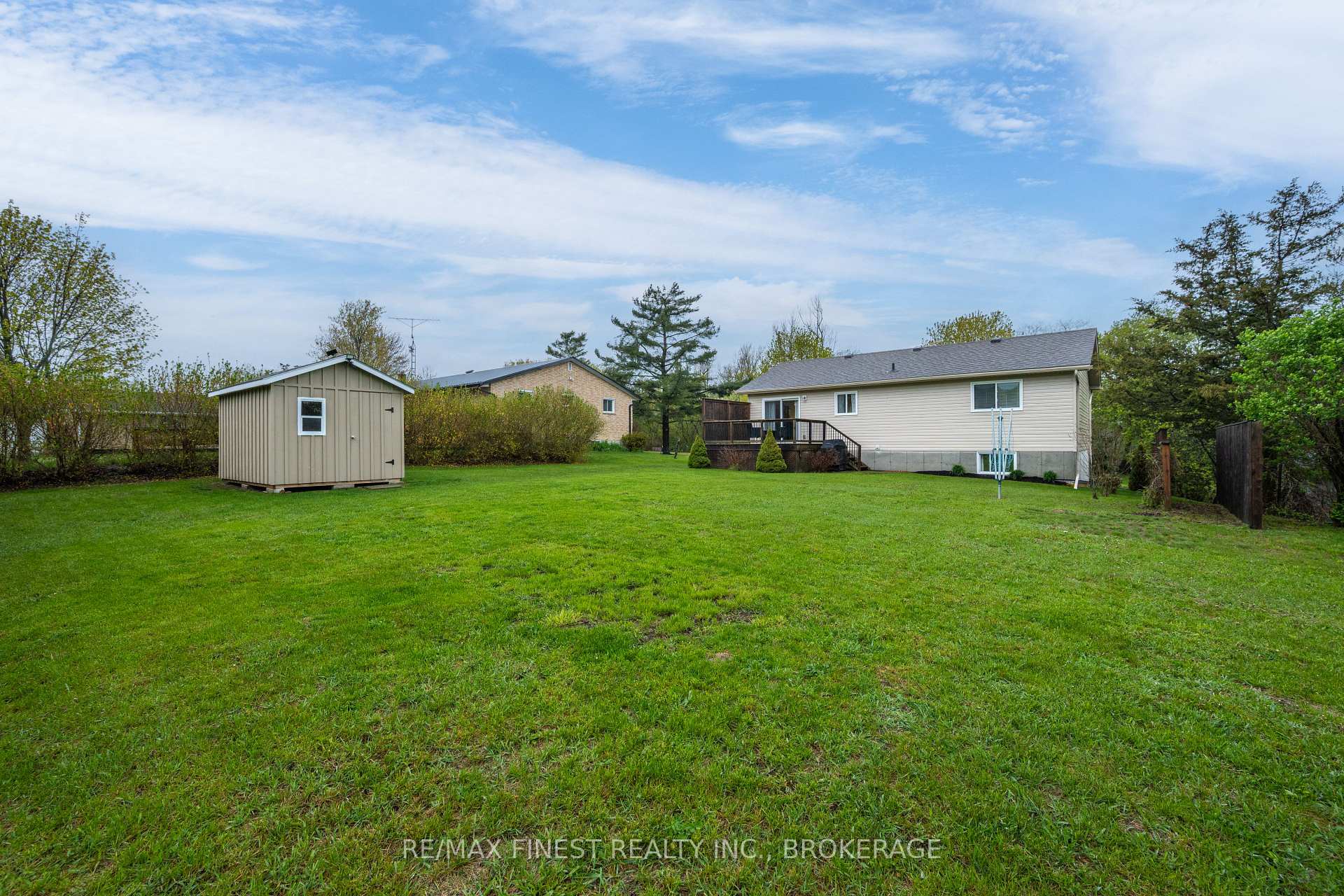 Photo 36 of 145 Upper Lake Street, Prince Edward County, Hallowell Ward — HOMEH