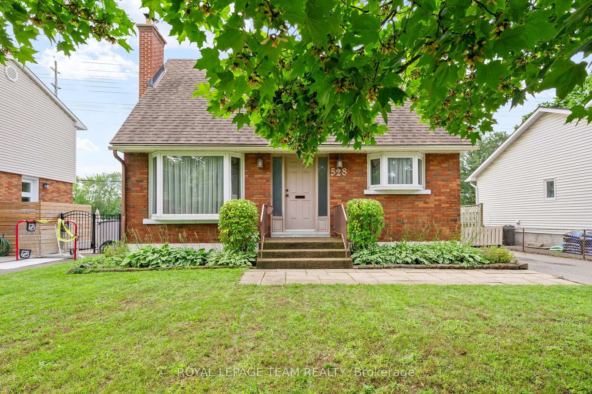 Photo 1 of 528 Browning Avenue, Ottawa, Riverview Park — HOMEH