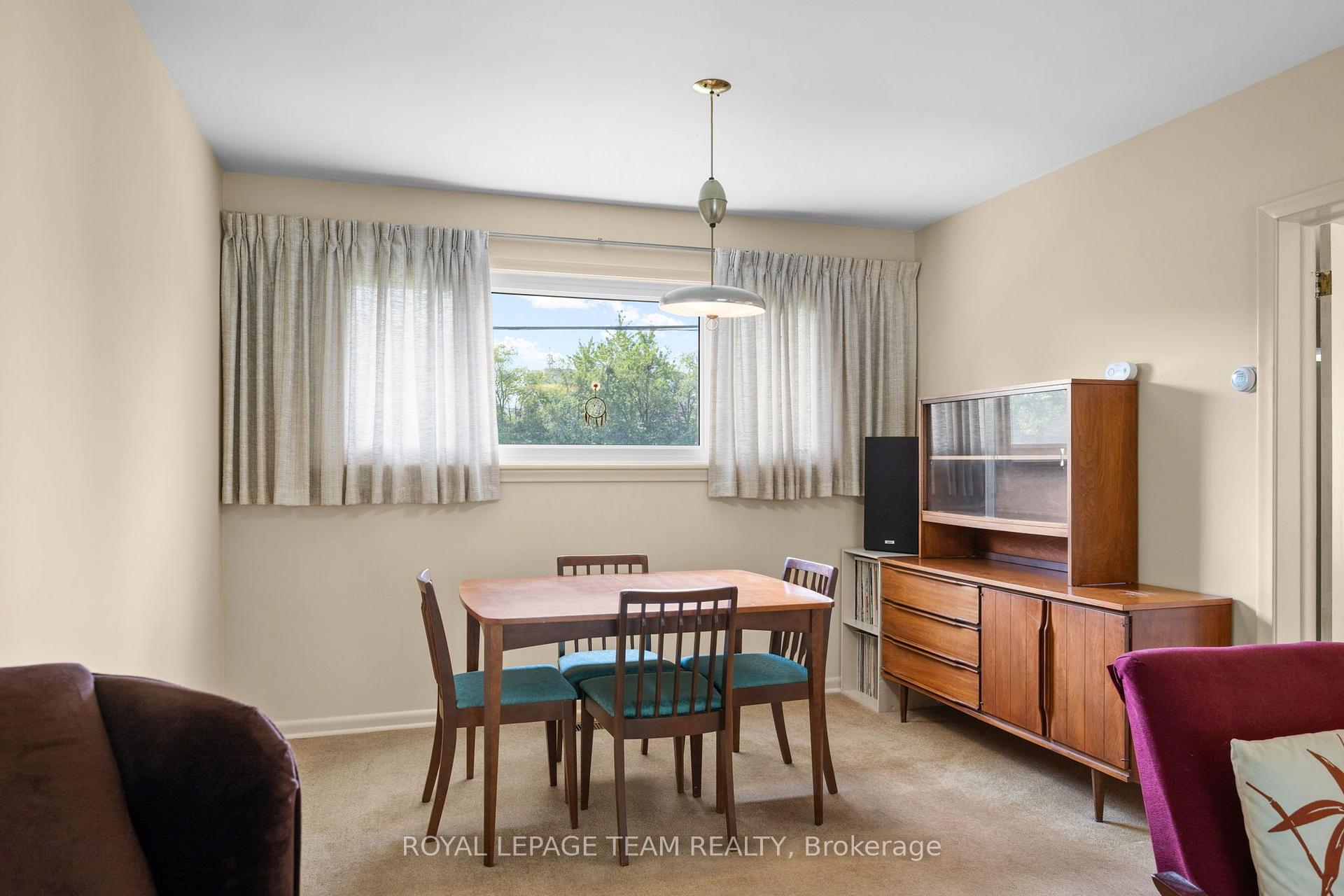 Photo 12 of 528 Browning Avenue, Ottawa, Riverview Park — HOMEH