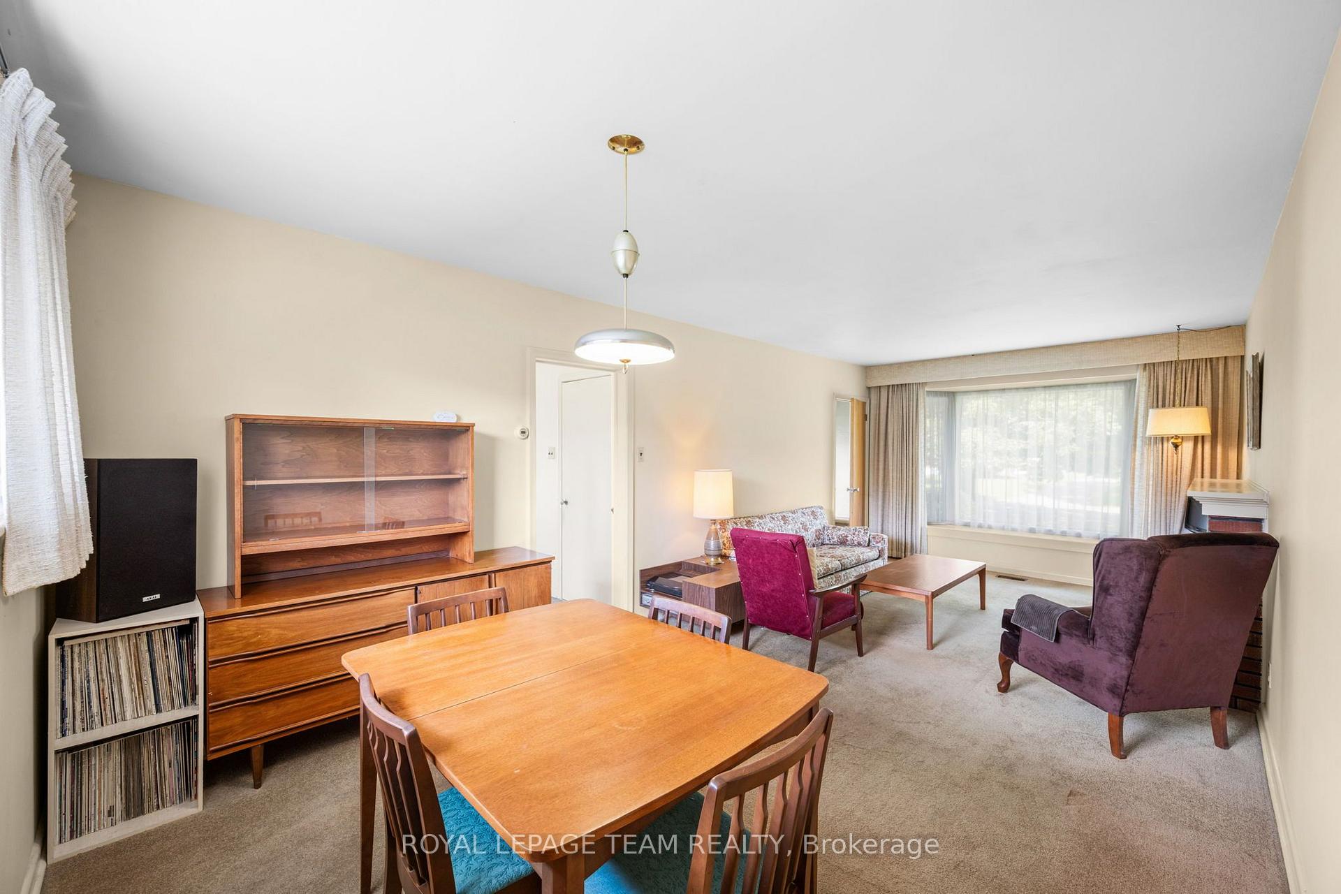 Photo 13 of 528 Browning Avenue, Ottawa, Riverview Park — HOMEH