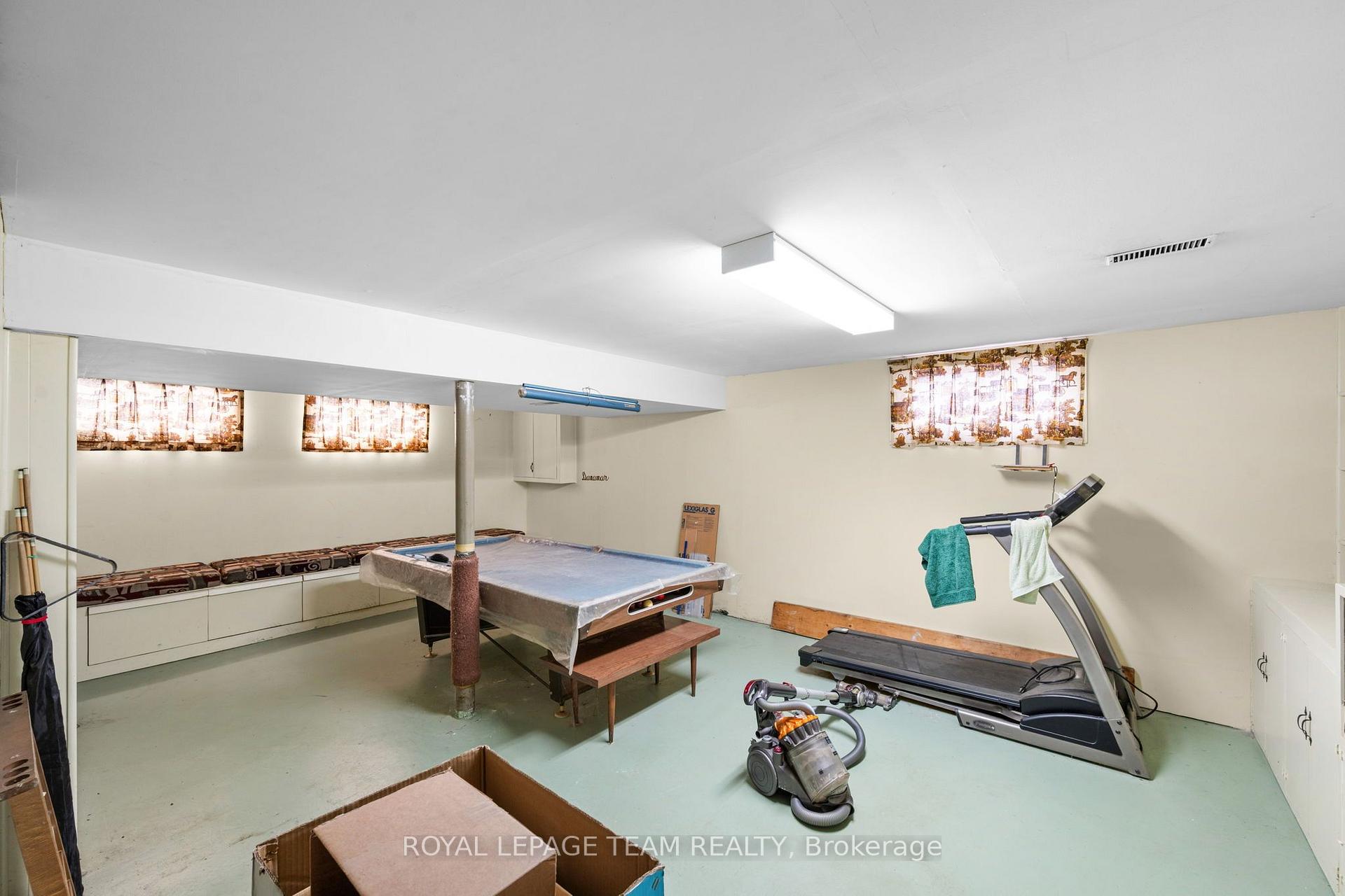 Photo 27 of 528 Browning Avenue, Ottawa, Riverview Park — HOMEH