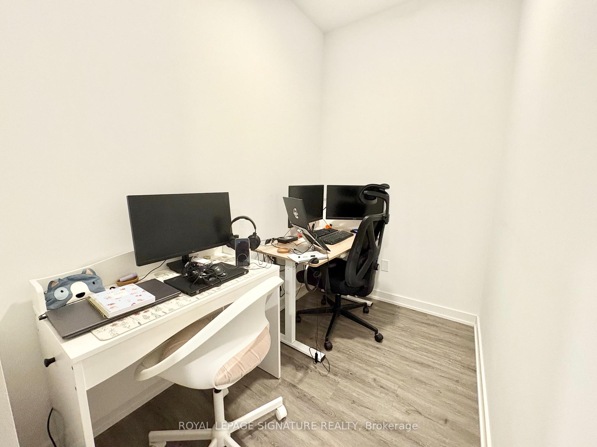 Photo 3 of Unit 605, 1 Cardiff Road, Toronto, Mount Pleasant East — HOMEH