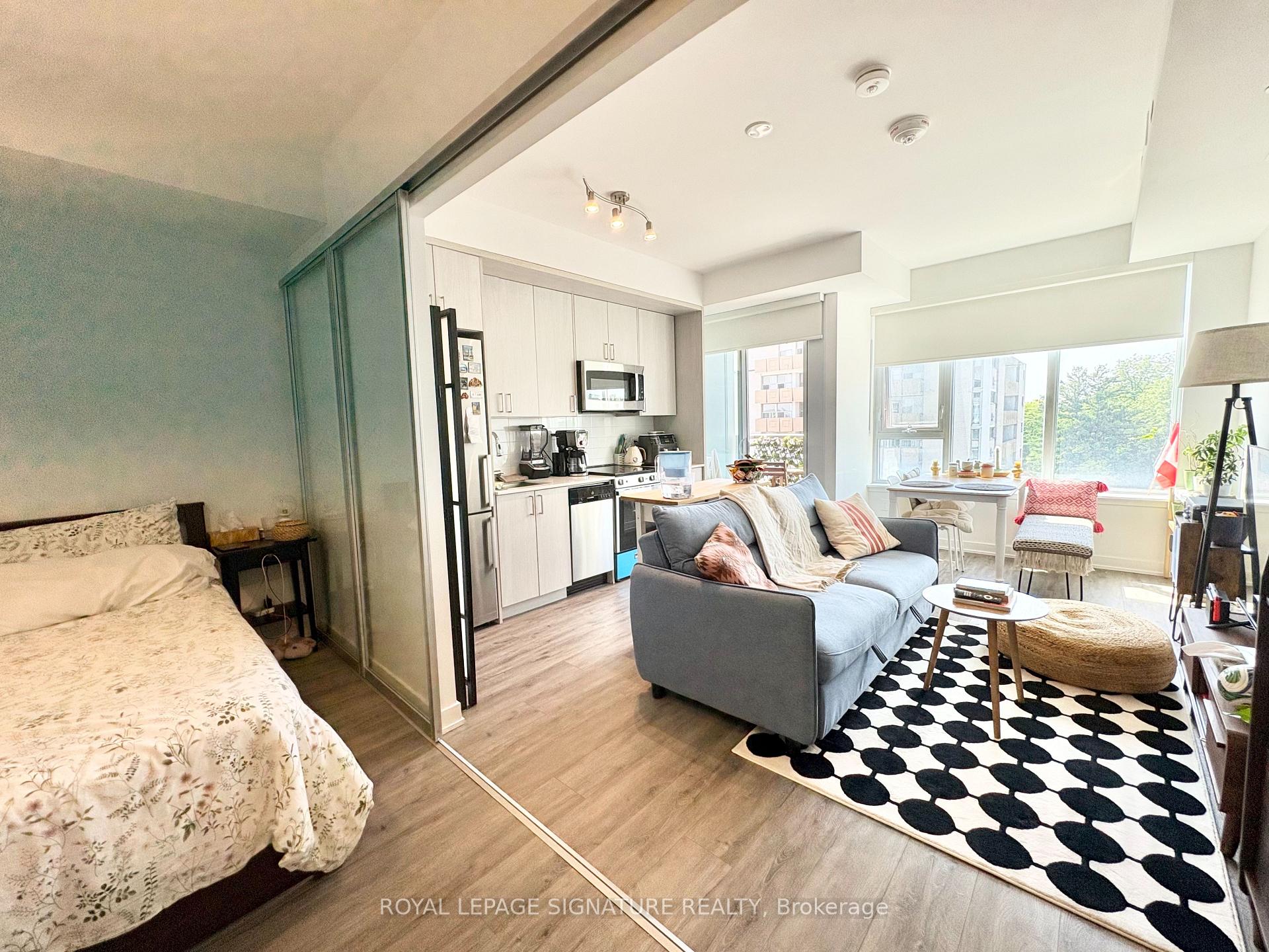Photo 4 of Unit 605, 1 Cardiff Road, Toronto, Mount Pleasant East — HOMEH