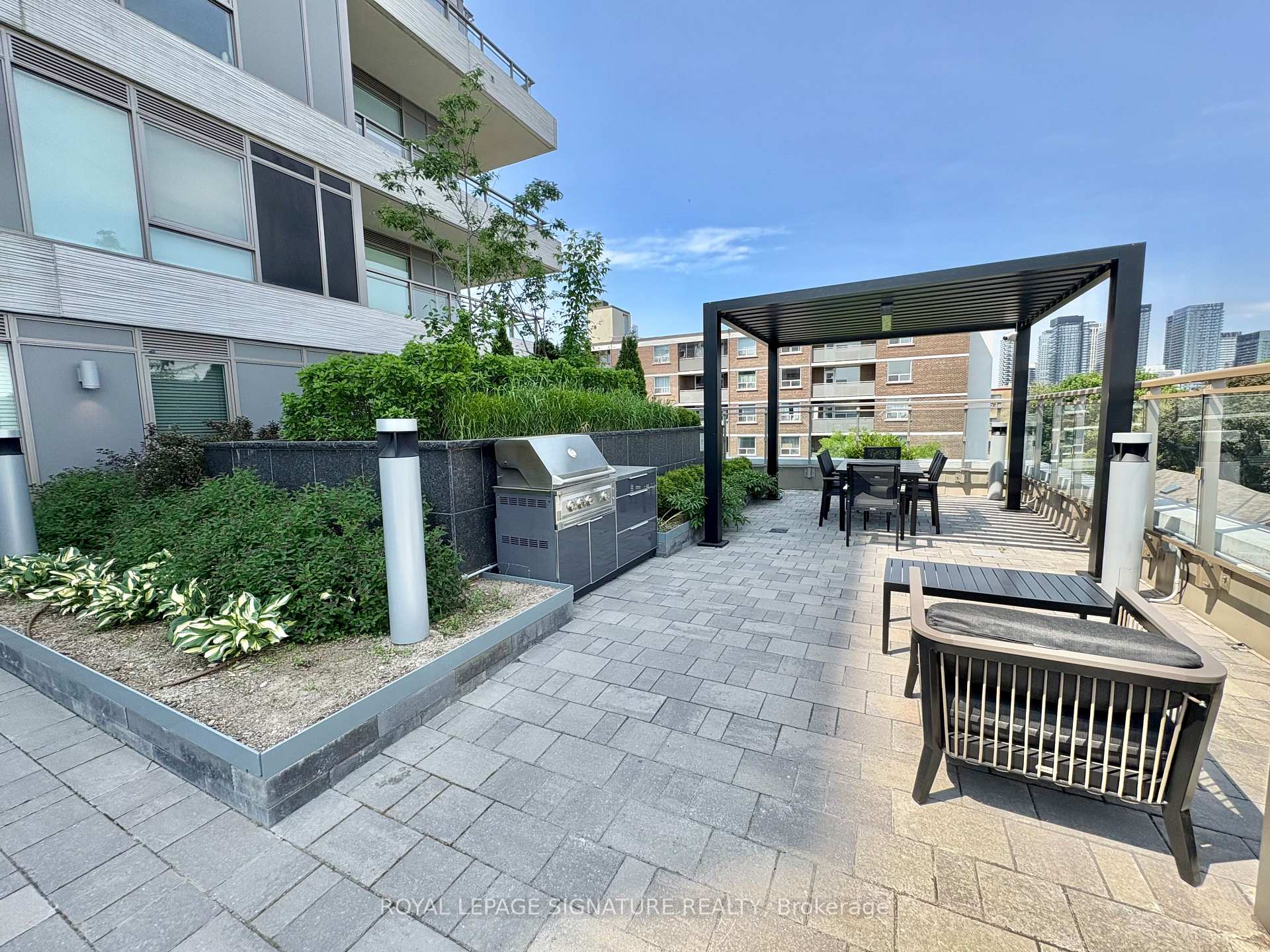 Photo 18 of Unit 605, 1 Cardiff Road, Toronto, Mount Pleasant East — HOMEH