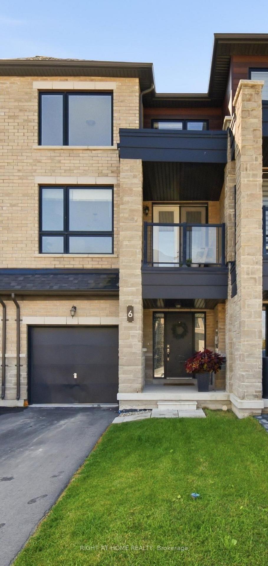 Photo of 6 Blue Forest Crescent