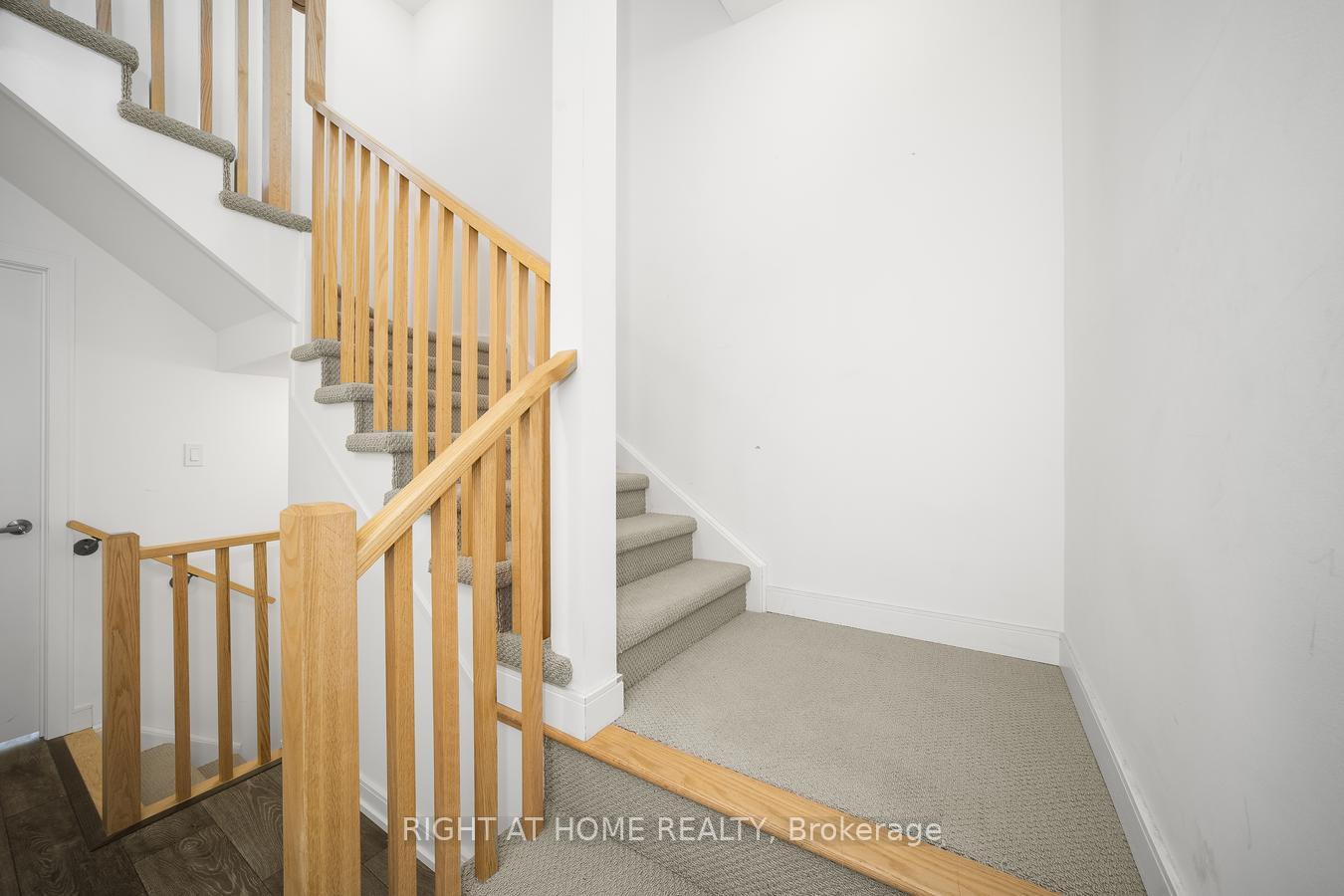Photo 8 of 6 Blue Forest Crescent, Barrie, Painswick North — HOMEH