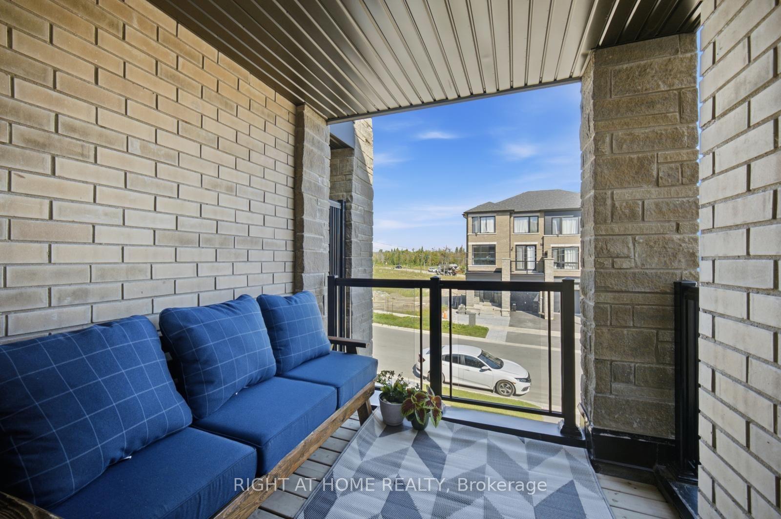 Photo 11 of 6 Blue Forest Crescent, Barrie, Painswick North — HOMEH