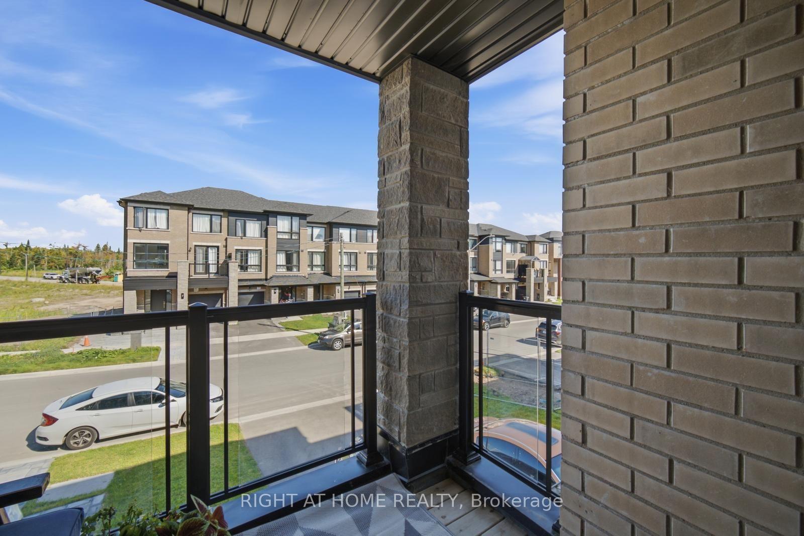 Photo 38 of 6 Blue Forest Crescent, Barrie, Painswick North — HOMEH
