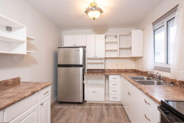 Photo 7 of 141 Gore Street E, Thunder Bay, Westfort — HOMEH
