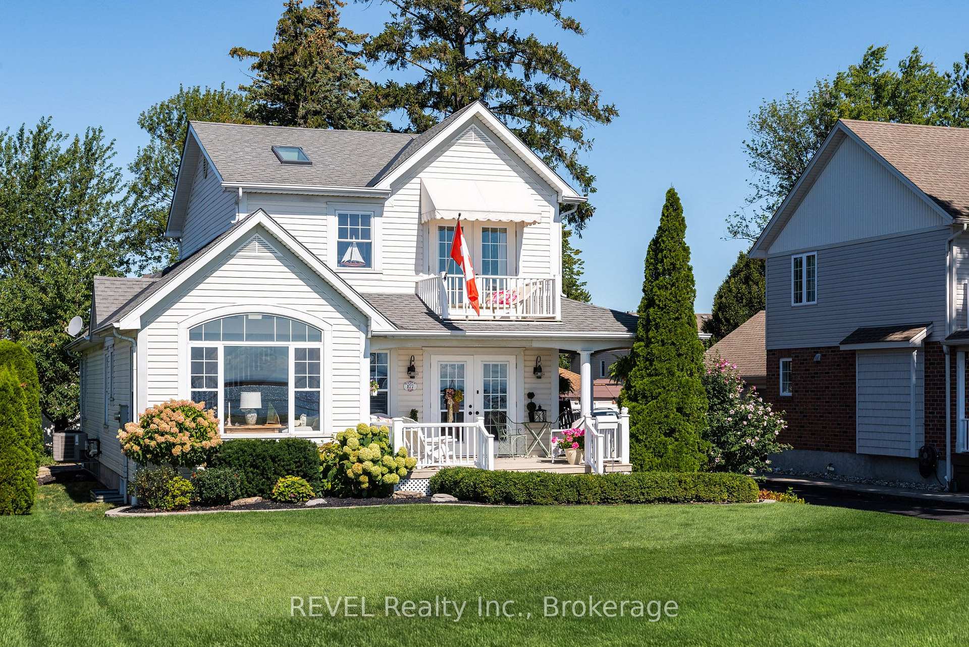 Photo 4 of 177 Lakeshore Road W, Port Colborne, Sugarloaf — HOMEH