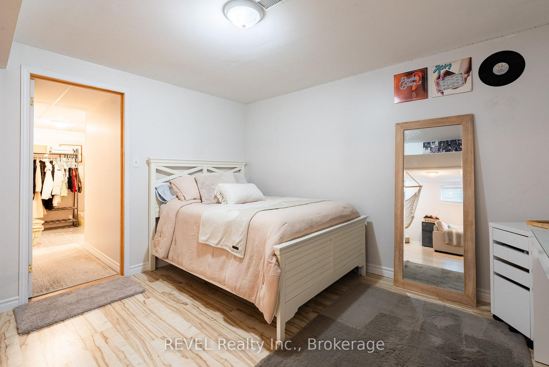 Photo 43 of 177 Lakeshore Road W, Port Colborne, Sugarloaf — HOMEH