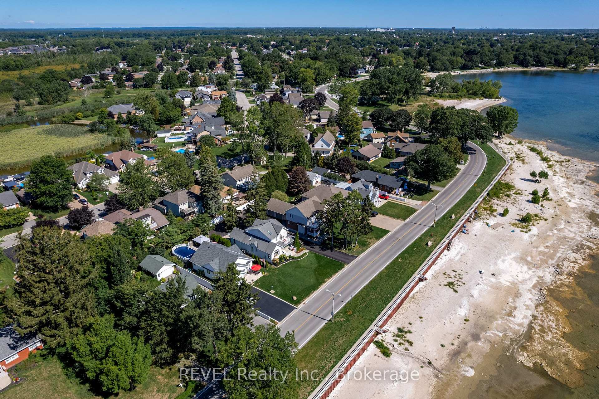 Photo 53 of 177 Lakeshore Road W, Port Colborne, Sugarloaf — HOMEH