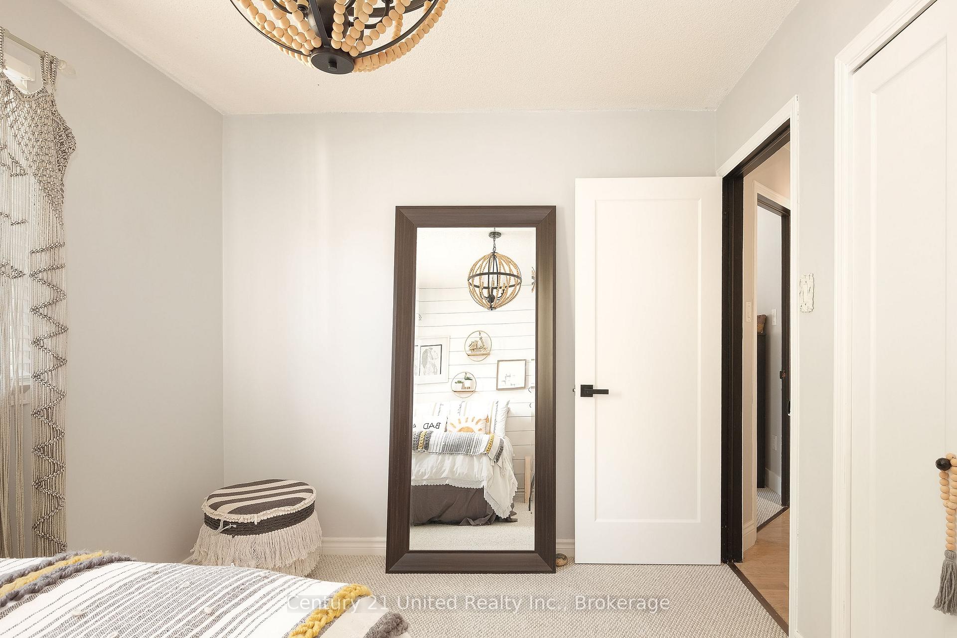Photo 9 of 2229 Lorraine Drive, Peterborough, Northcrest Ward 5 — HOMEH