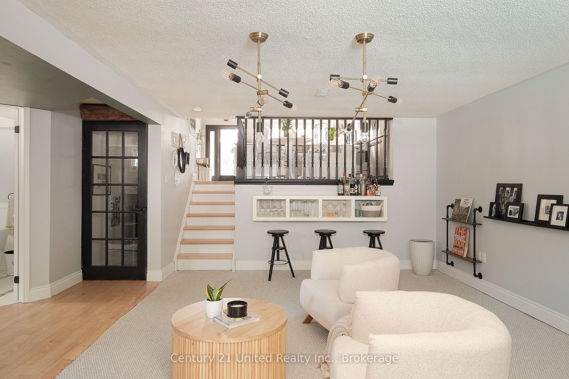 Photo 10 of 2229 Lorraine Drive, Peterborough, Northcrest Ward 5 — HOMEH