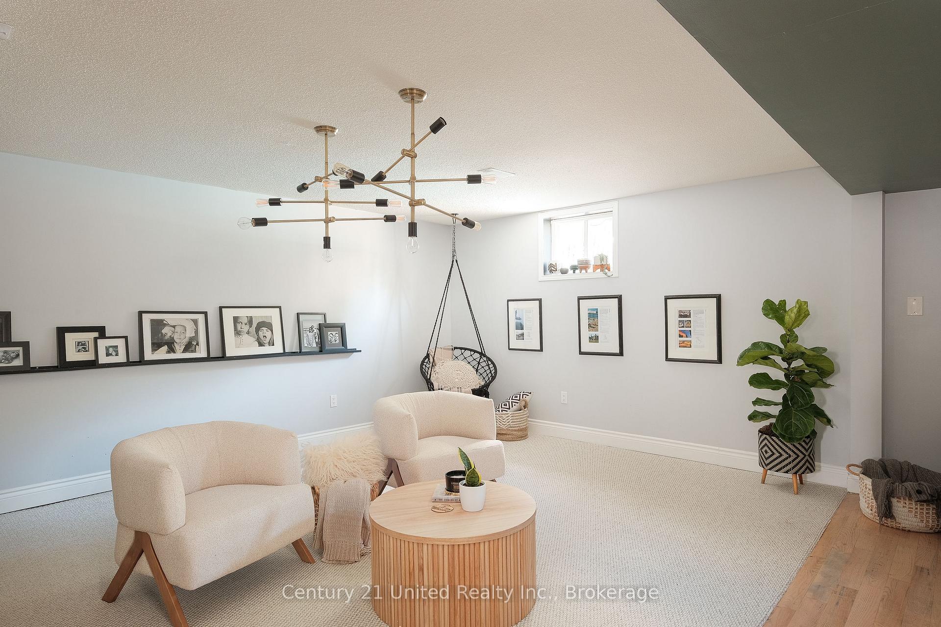 Photo 13 of 2229 Lorraine Drive, Peterborough, Northcrest Ward 5 — HOMEH