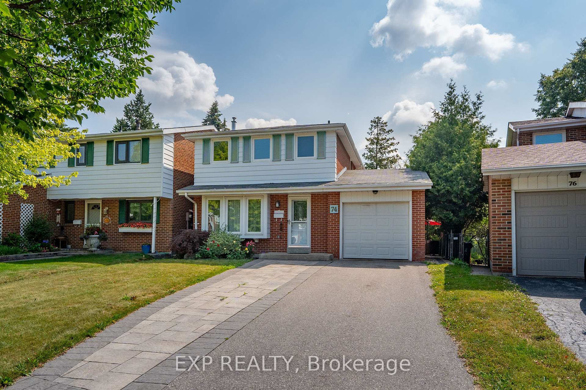 Photo 2 of 74 Longford Crescent, Scarborough, L'Amoreaux — HOMEH