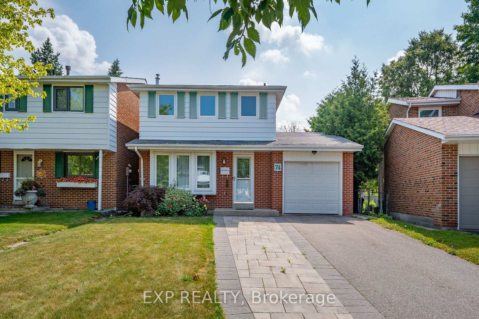 Photo 3 of 74 Longford Crescent, Scarborough, L'Amoreaux — HOMEH