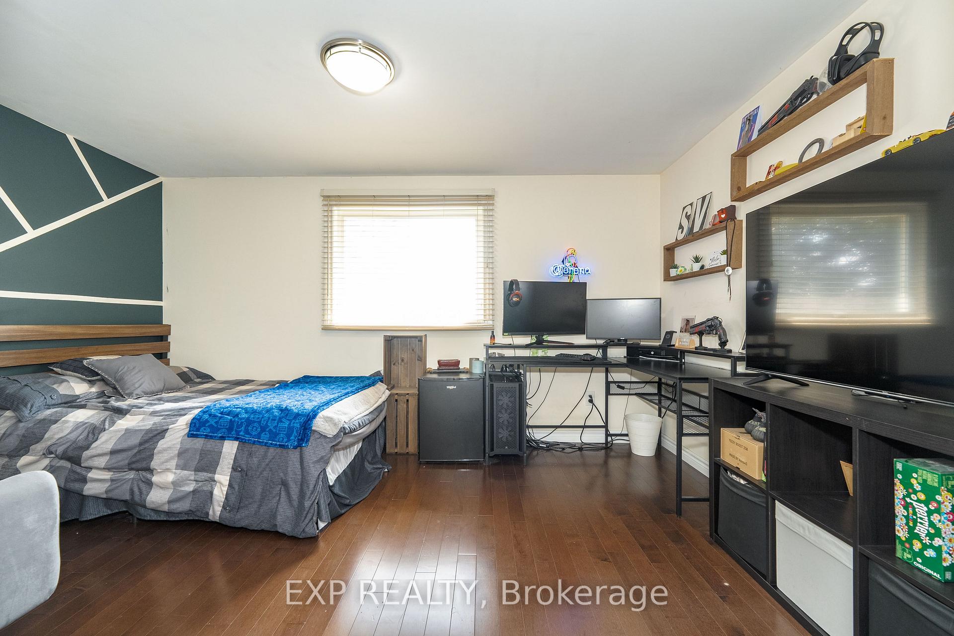 Photo 22 of 74 Longford Crescent, Scarborough, L'Amoreaux — HOMEH