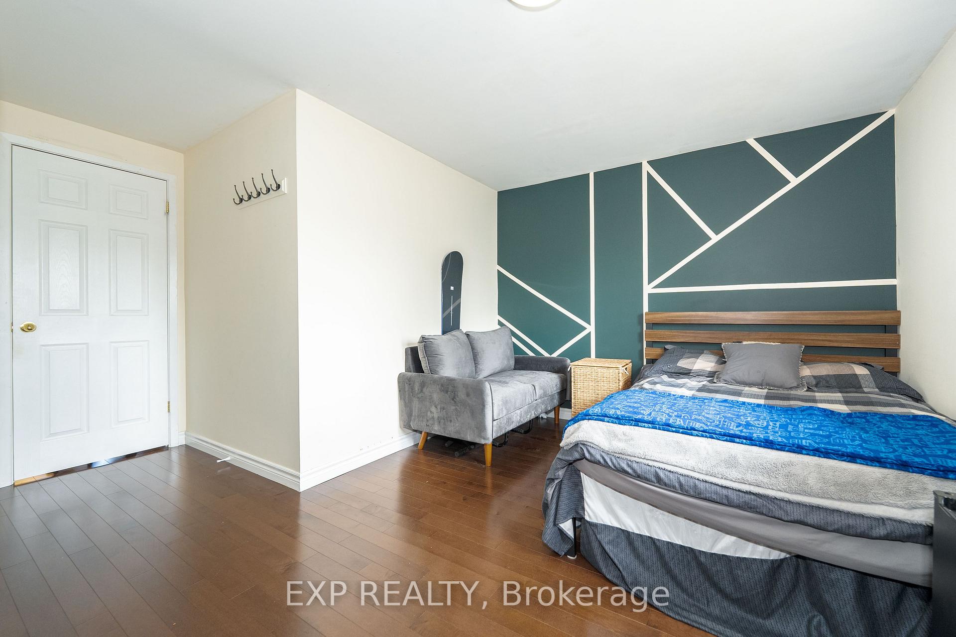 Photo 25 of 74 Longford Crescent, Scarborough, L'Amoreaux — HOMEH