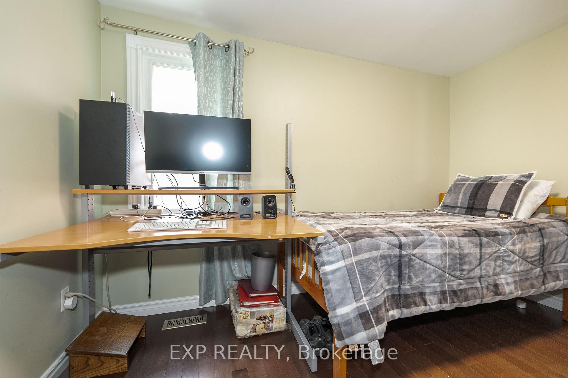 Photo 27 of 74 Longford Crescent, Scarborough, L'Amoreaux — HOMEH