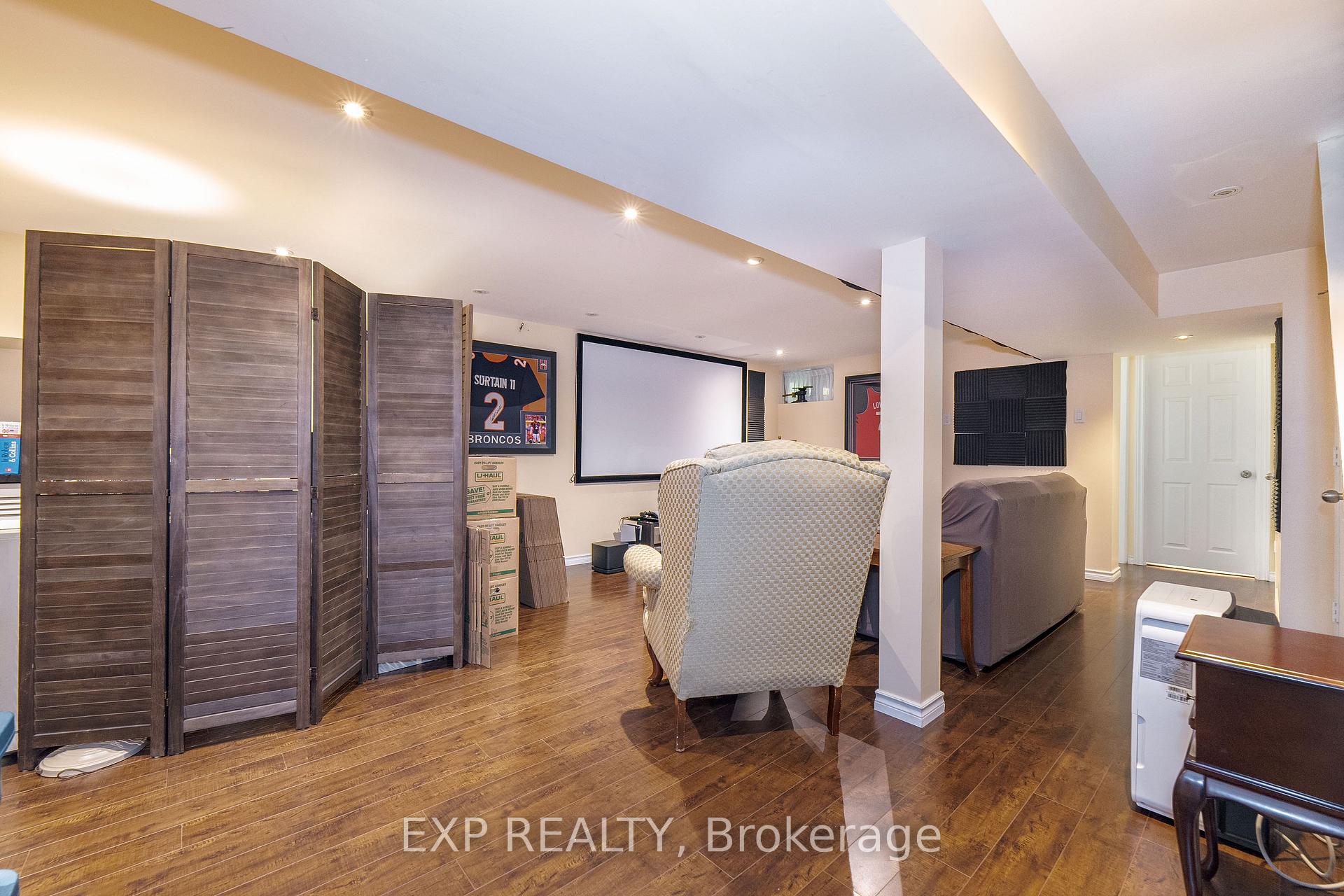 Photo 31 of 74 Longford Crescent, Scarborough, L'Amoreaux — HOMEH