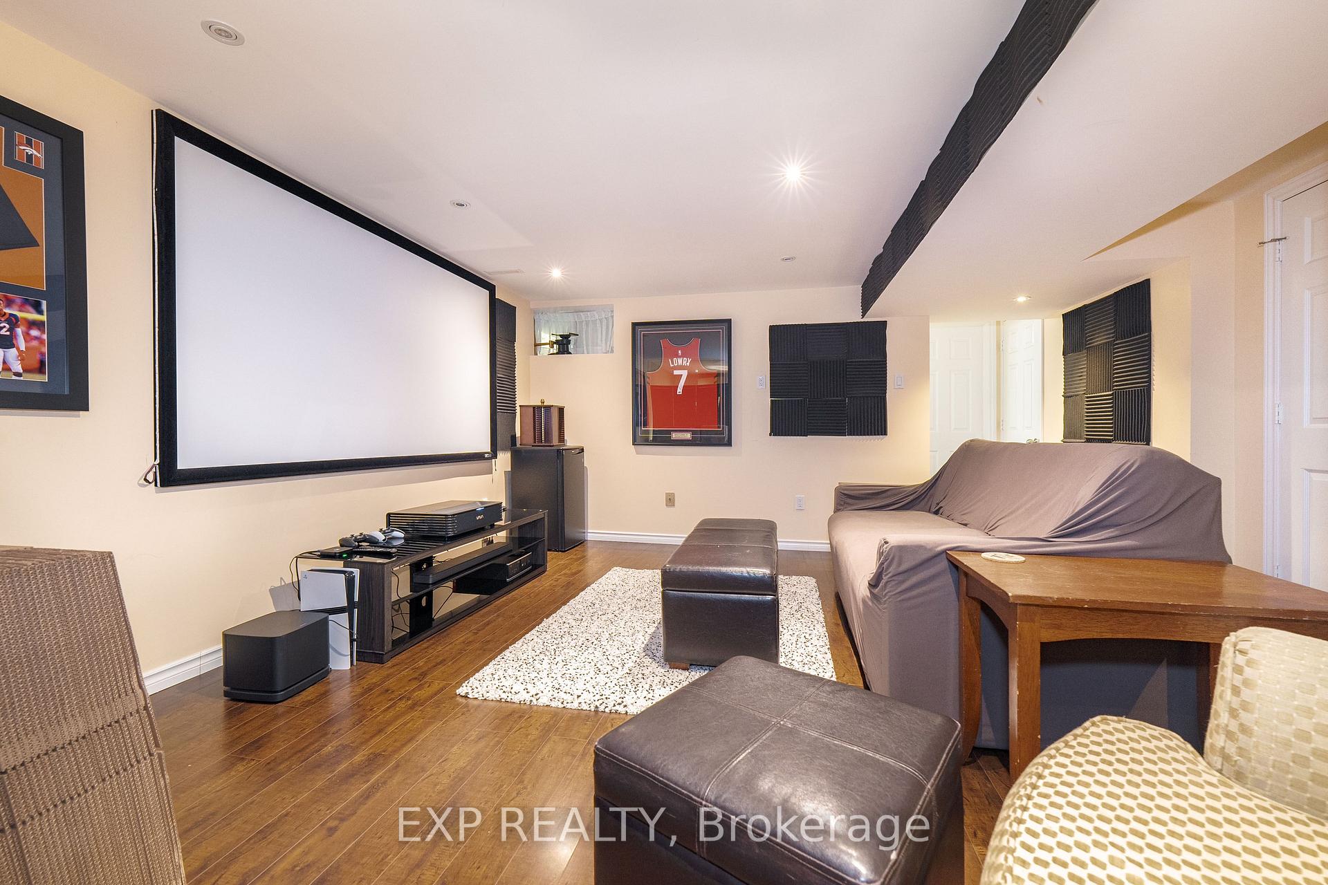 Photo 32 of 74 Longford Crescent, Scarborough, L'Amoreaux — HOMEH