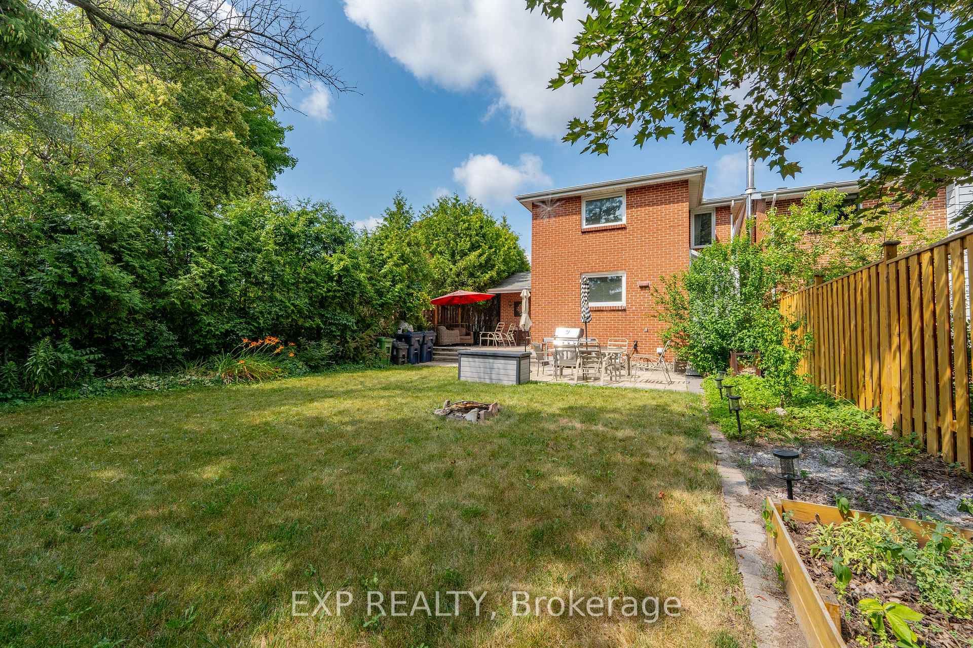 Photo 42 of 74 Longford Crescent, Scarborough, L'Amoreaux — HOMEH