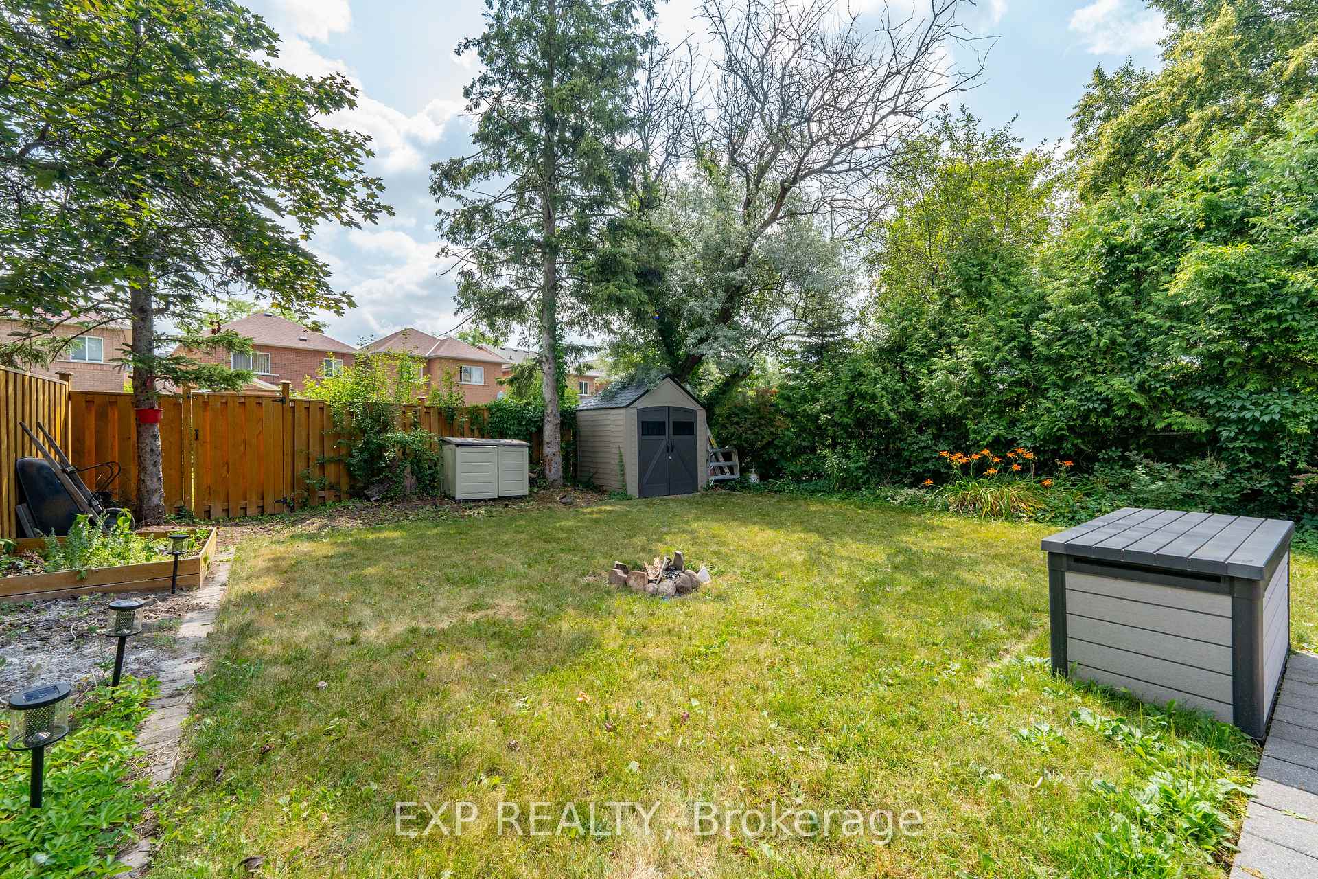 Photo 43 of 74 Longford Crescent, Scarborough, L'Amoreaux — HOMEH