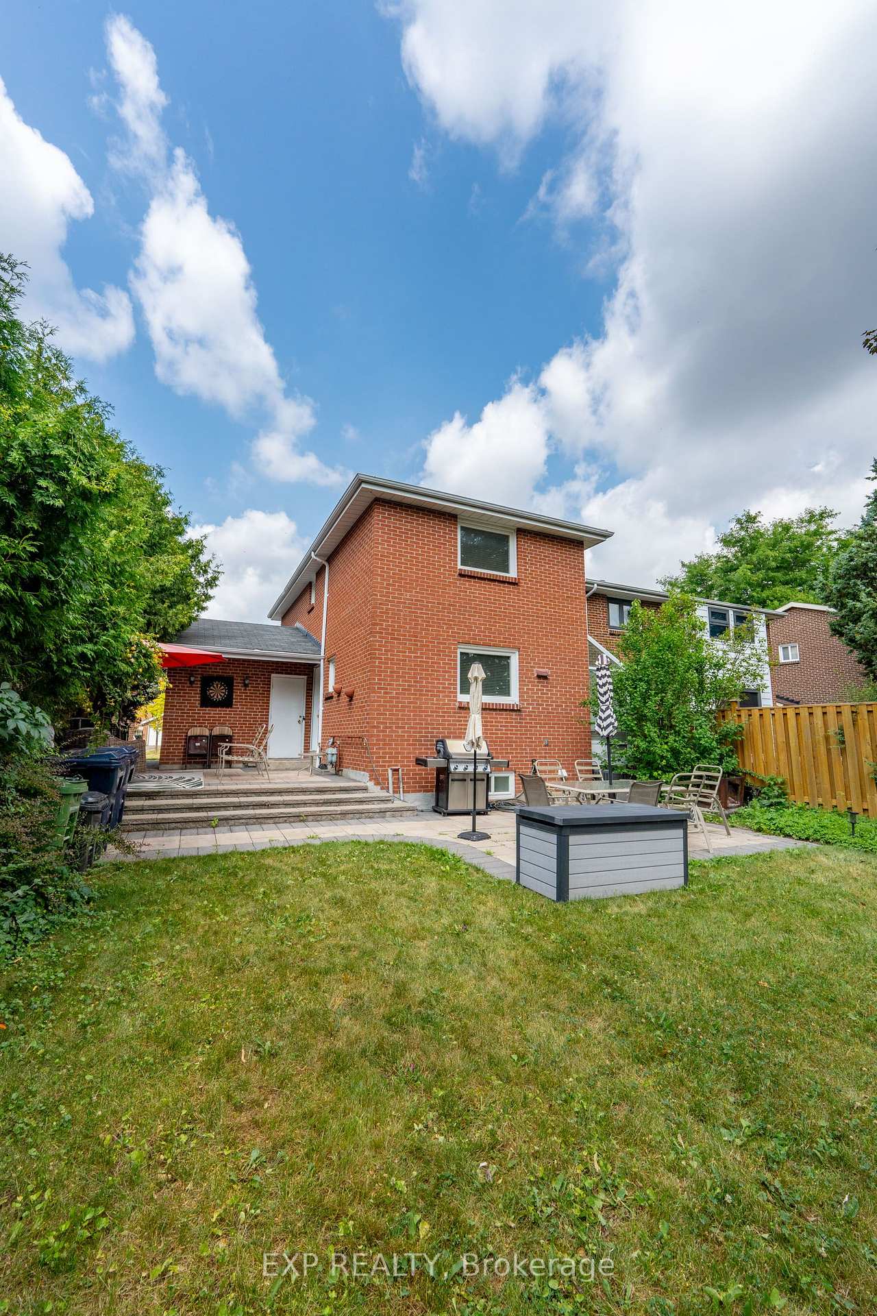 Photo 46 of 74 Longford Crescent, Scarborough, L'Amoreaux — HOMEH