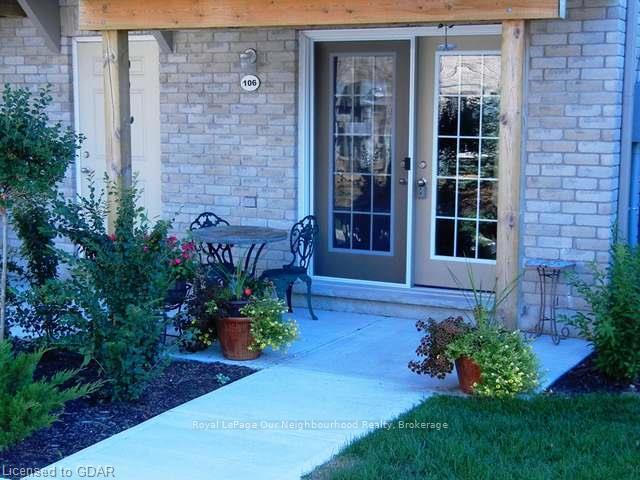 Photo 1 of Unit 106, 35 Mountford Drive, Guelph, Grange Road — HOMEH