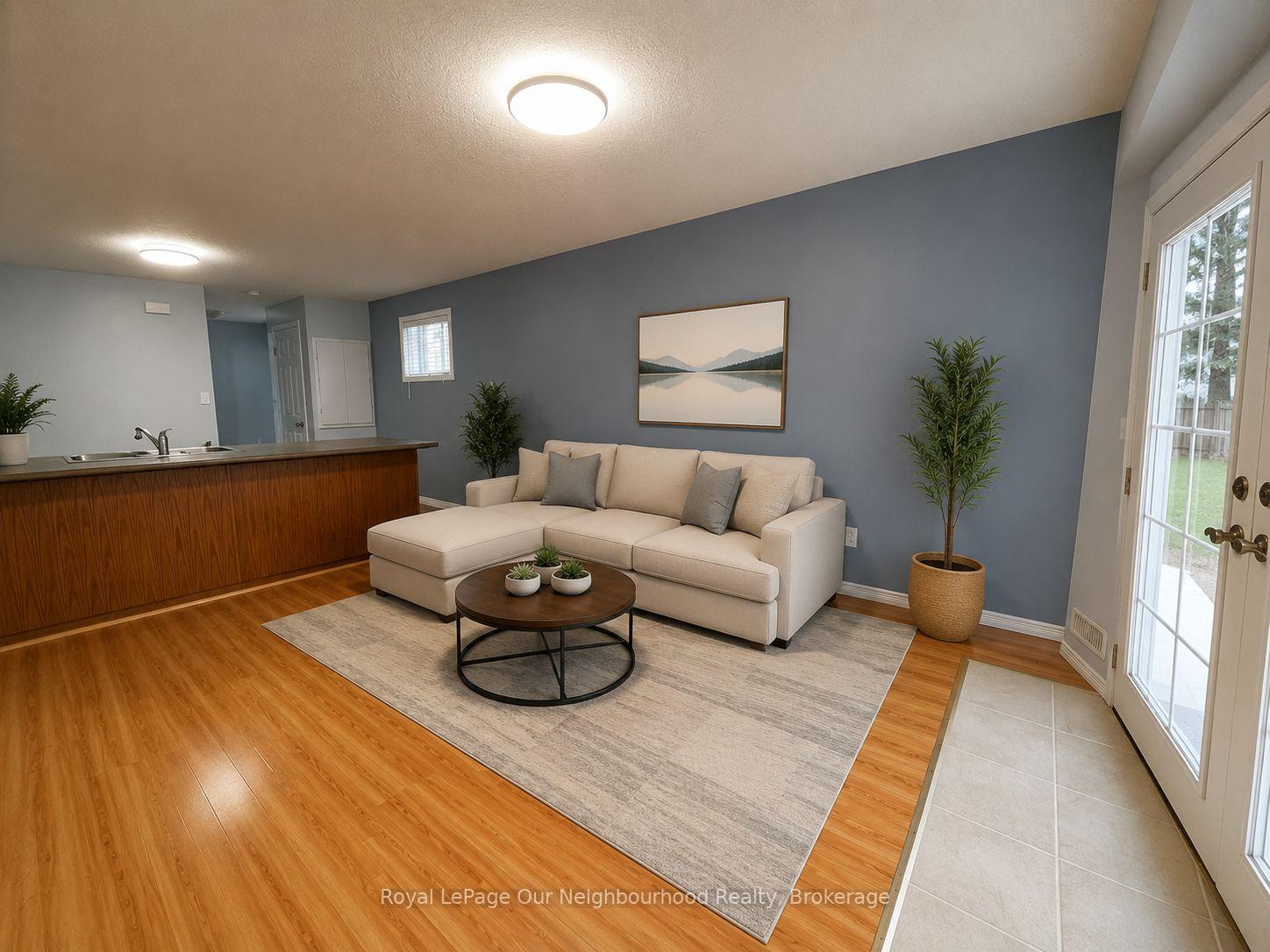 Photo 2 of Unit 106, 35 Mountford Drive, Guelph, Grange Road — HOMEH