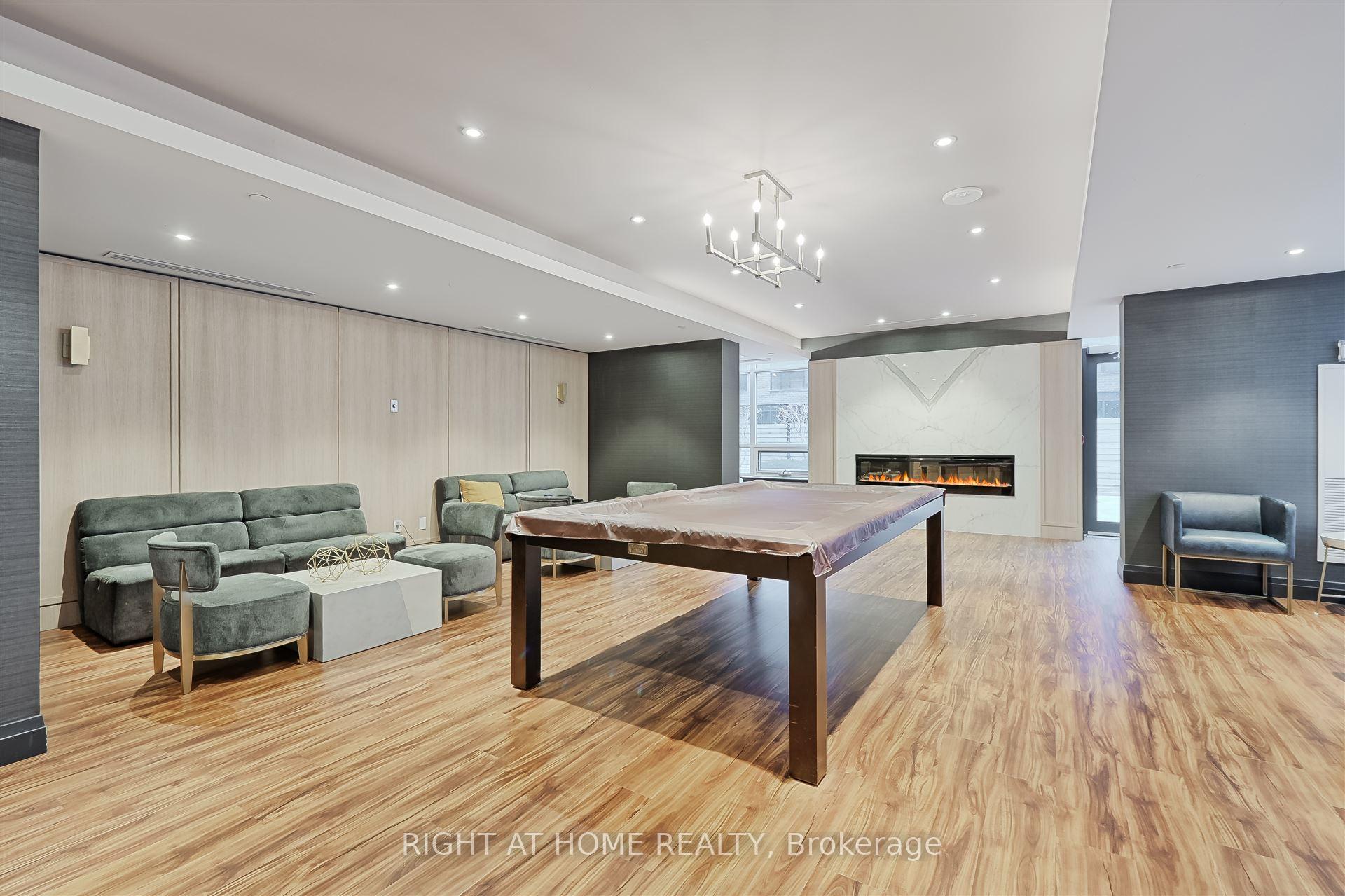 Photo 15 of Unit 321, 621 Sheppard Avenue E, North York, Bayview Village — HOMEH
