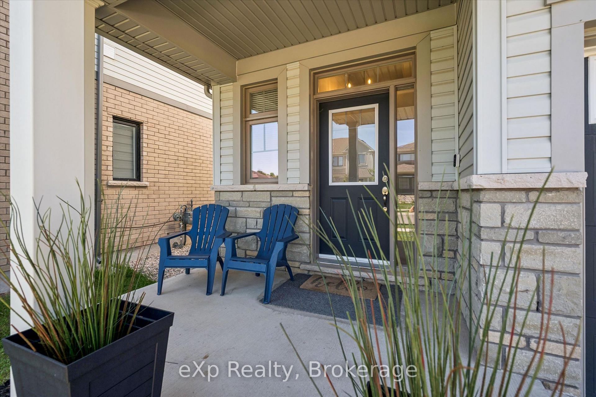 Photo 5 of 16 Povey Road, Centre Wellington, Fergus — HOMEH