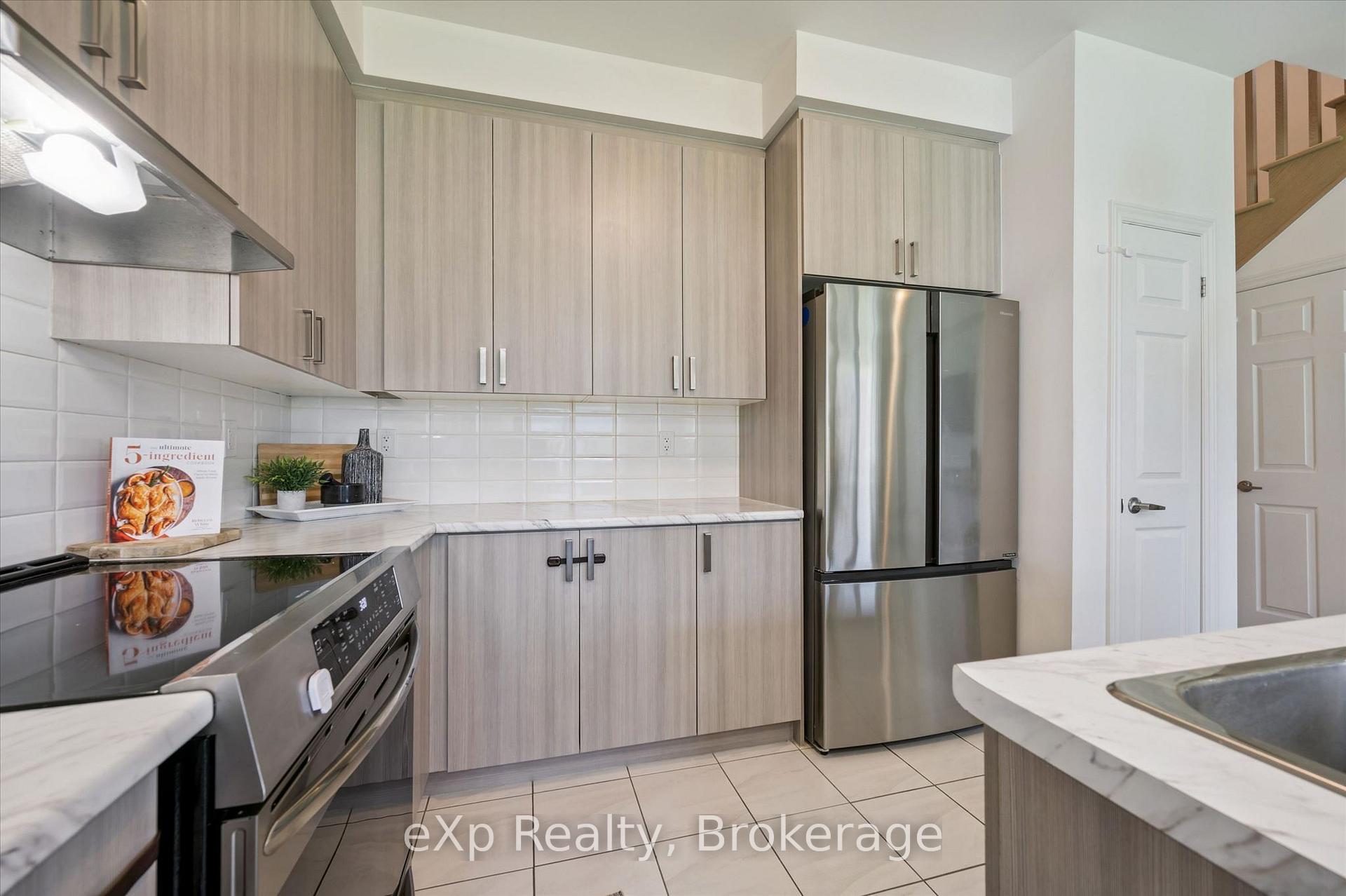 Photo 10 of 16 Povey Road, Centre Wellington, Fergus — HOMEH
