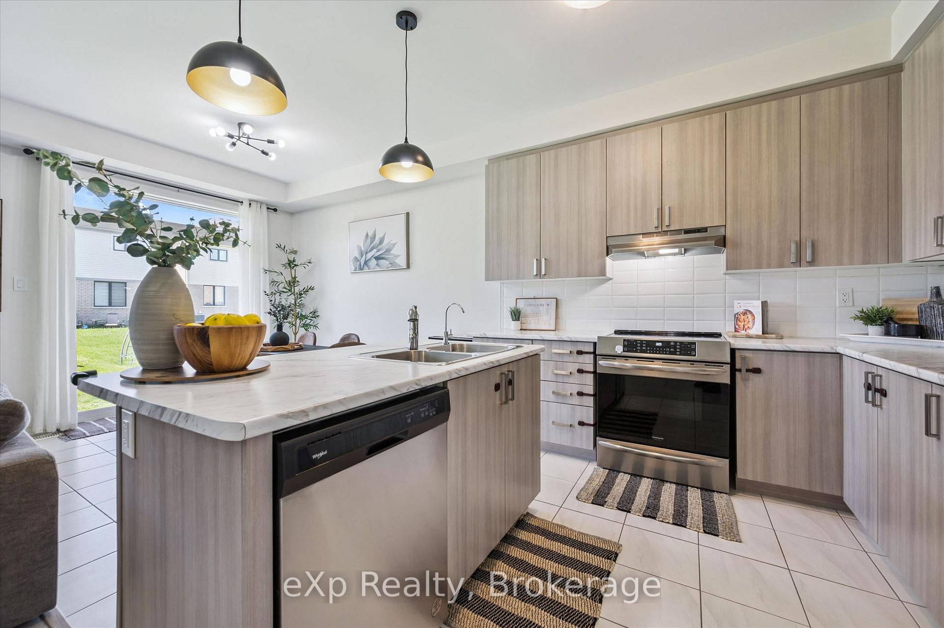 Photo 11 of 16 Povey Road, Centre Wellington, Fergus — HOMEH