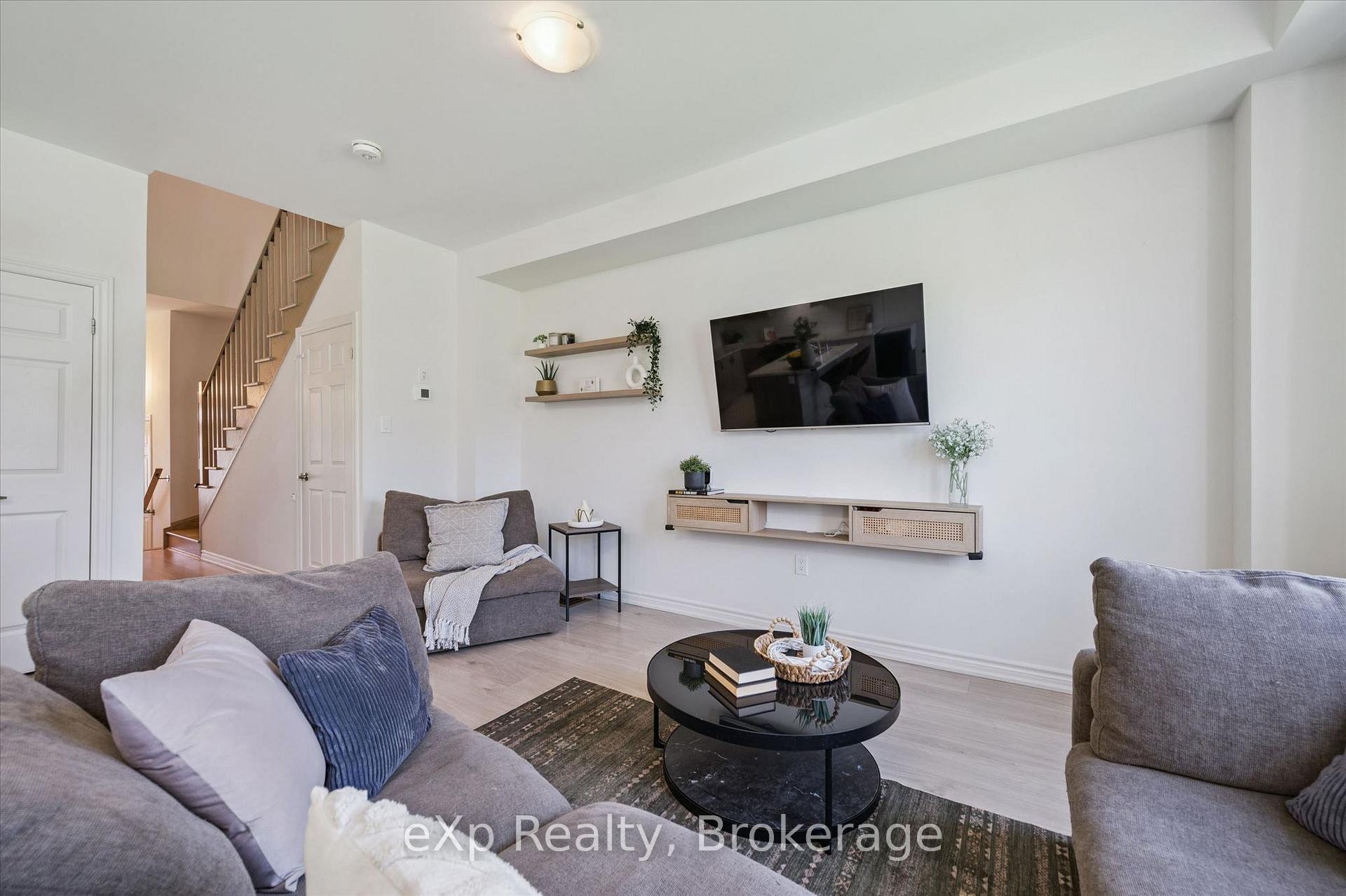 Photo 14 of 16 Povey Road, Centre Wellington, Fergus — HOMEH