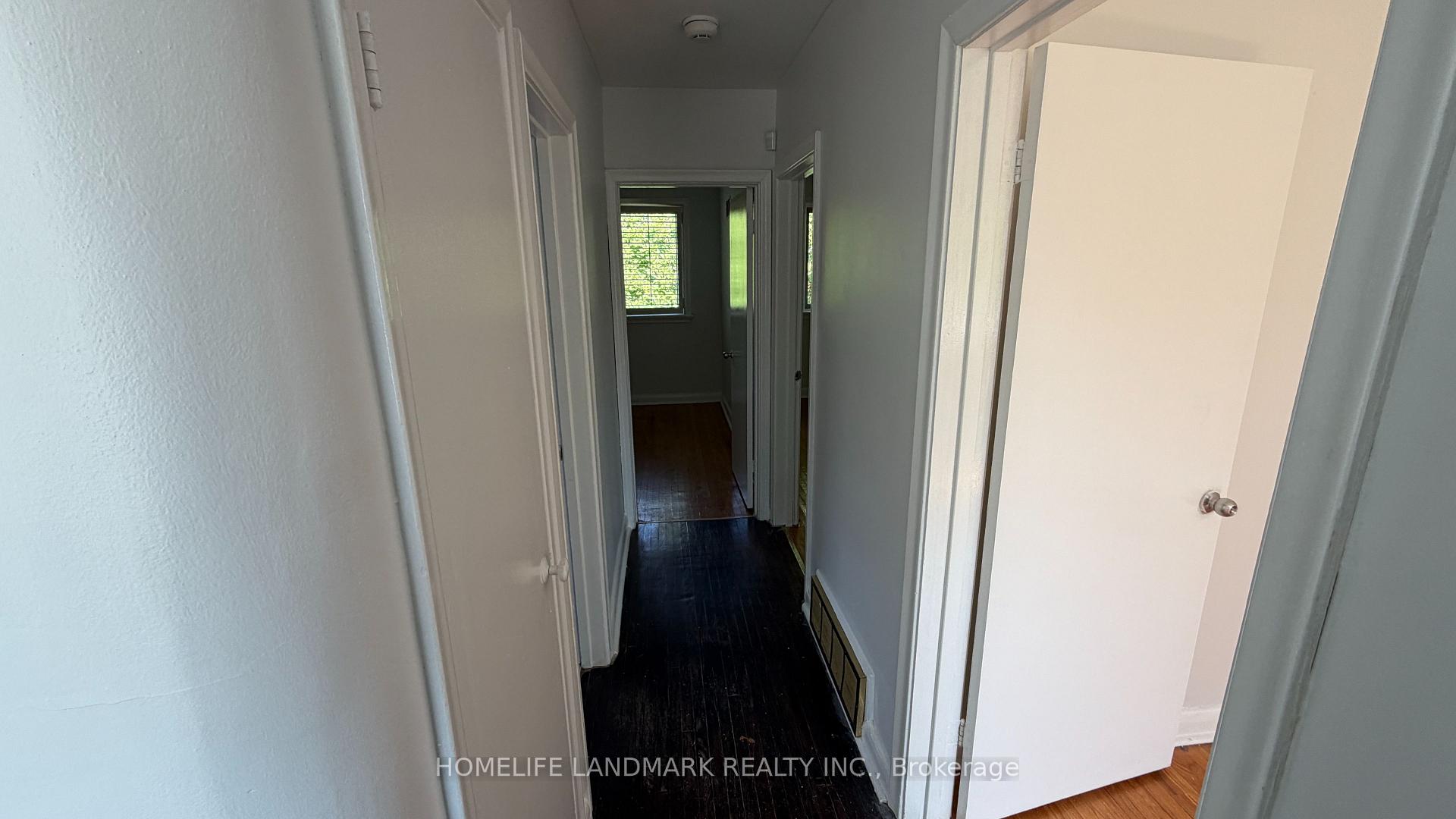 Photo 21 of 702 Sheppard Ave E, North York, Bayview Village — HOMEH
