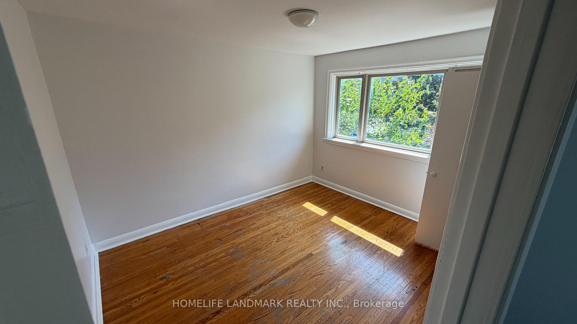Photo 22 of 702 Sheppard Ave E, North York, Bayview Village — HOMEH