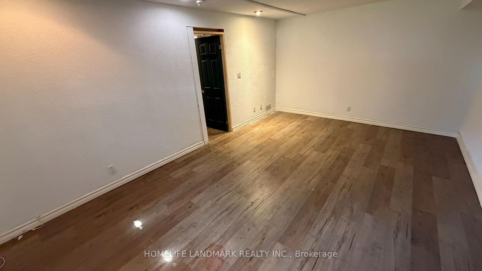 Photo 36 of 702 Sheppard Ave E, North York, Bayview Village — HOMEH