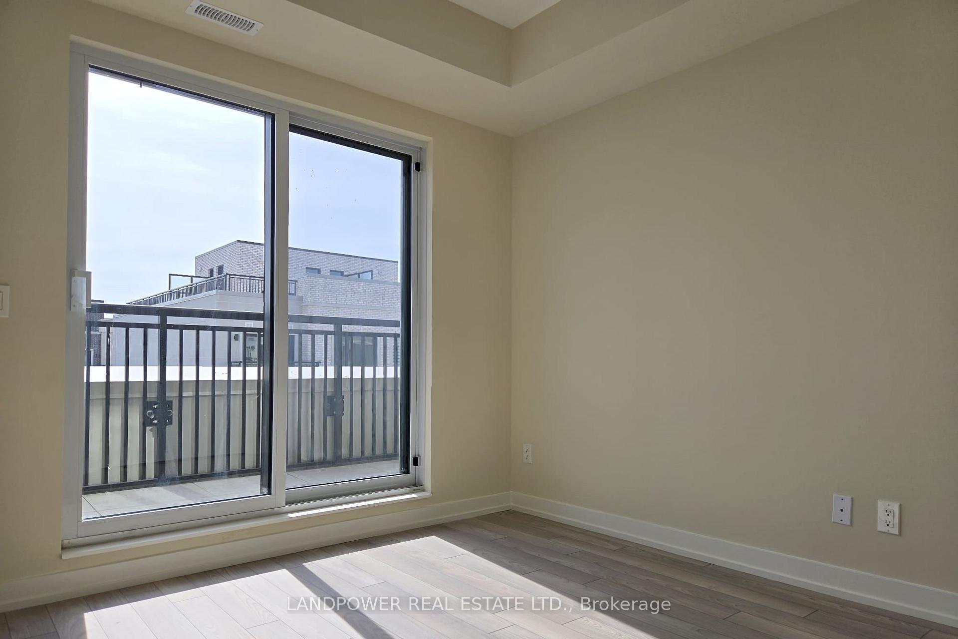 Photo 11 of Unit 308, 2 Red Squirrel Lane, Richmond Hill, Rural Richmond Hill — HOMEH