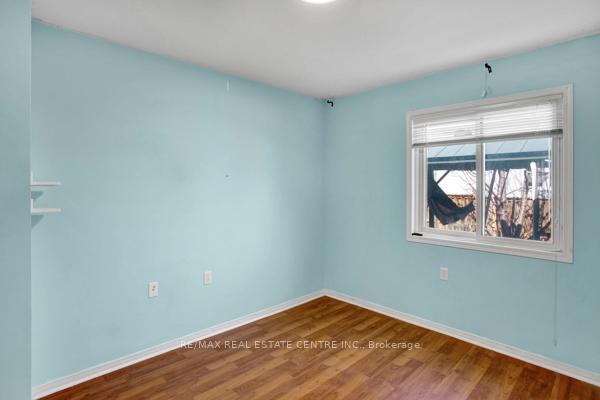 Photo 15 of 58 Avenue Street, Oshawa, Central — HOMEH