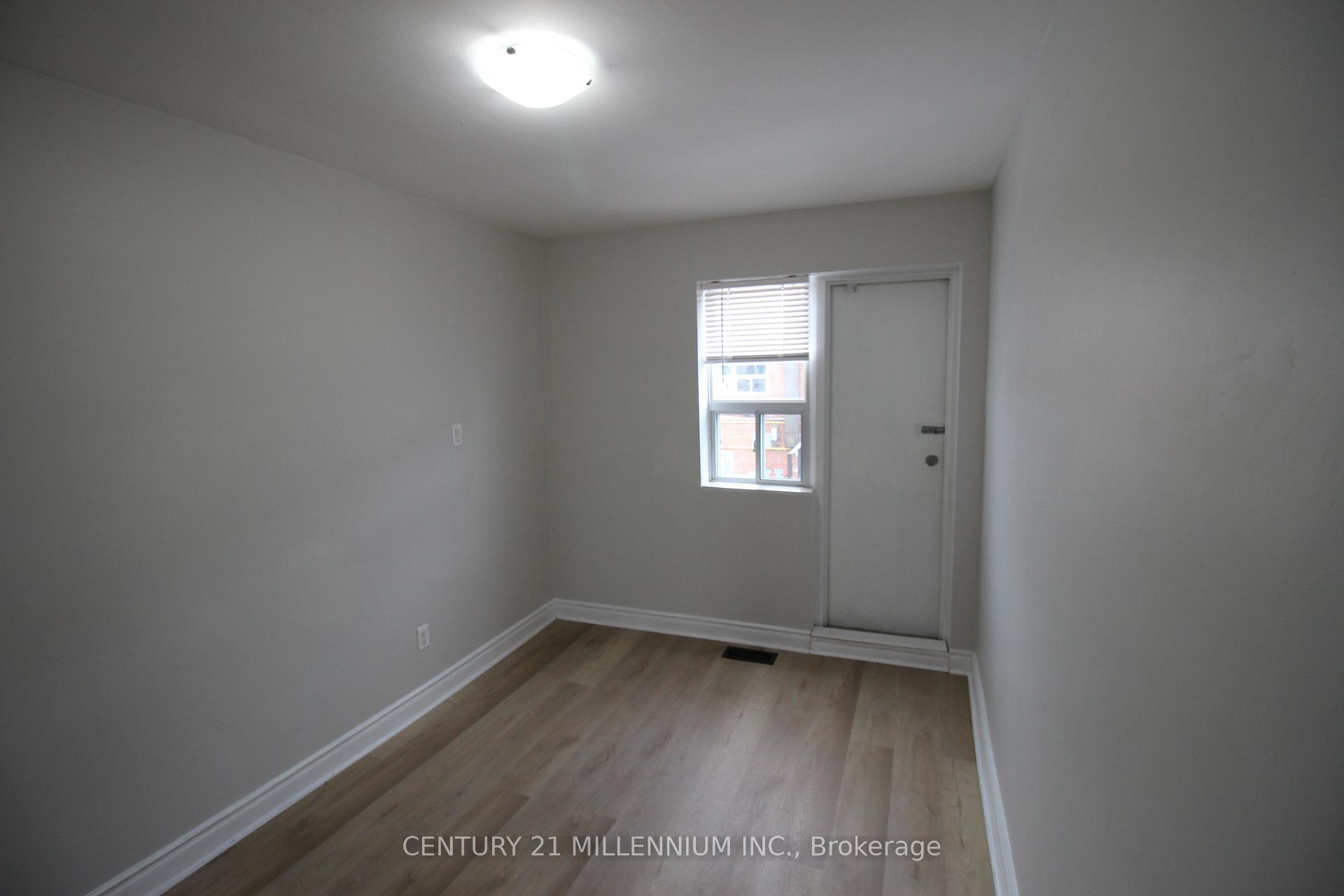Photo 33 of Unit Upper, 2991 Islington Avenue, North York, Humber Summit — HOMEH
